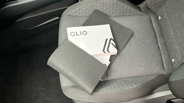 Renault Clio 1.6 E-TECH full hybrid 145 Evolution 5dr Auto Hybrid Hatchback